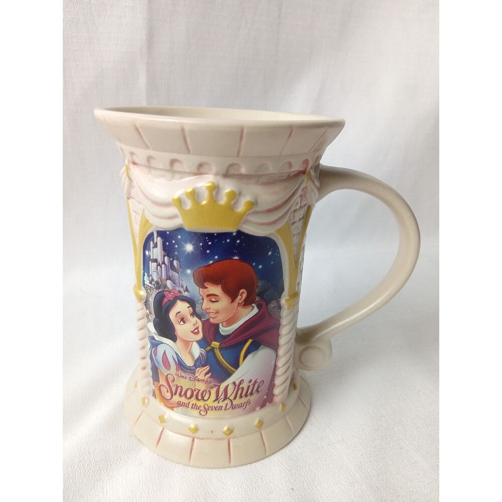 Disney Store Snow White & Seven Dwarfs Princess Ceramic Mug Exclusive